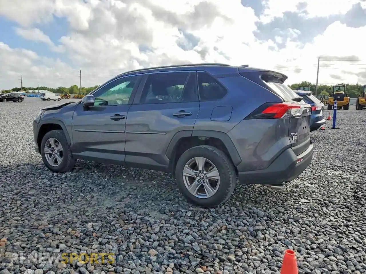 2 fotografías del automóvil dañado 2T3P1RFV3RC439898 TOYOTA RAV4 2024