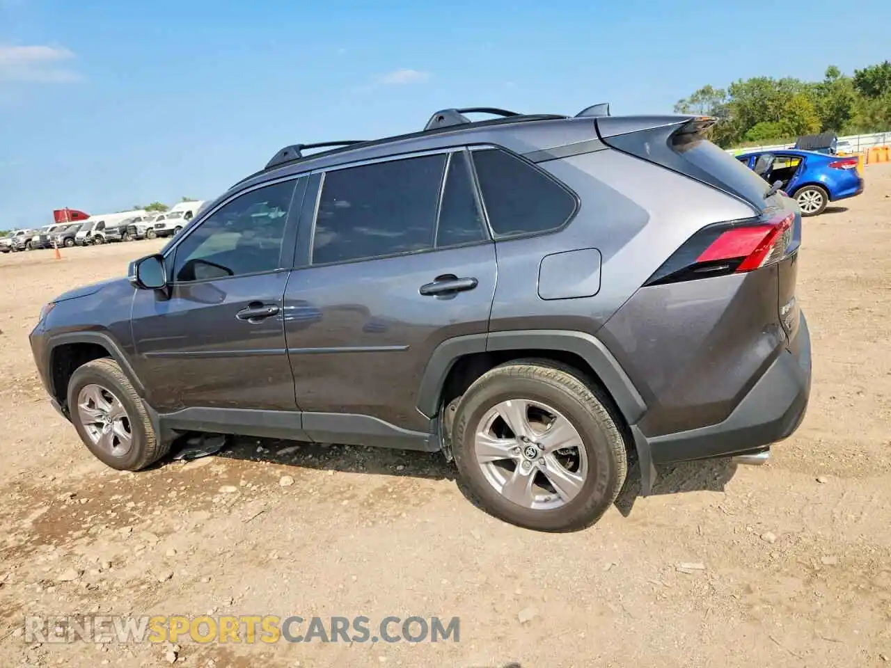 2 Фотография поврежденного автомобиля 2T3P1RFV3RC477261 TOYOTA RAV4 2024