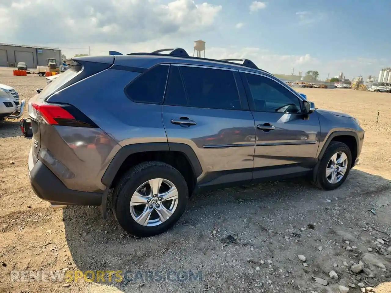 3 Фотография поврежденного автомобиля 2T3P1RFV3RC477261 TOYOTA RAV4 2024