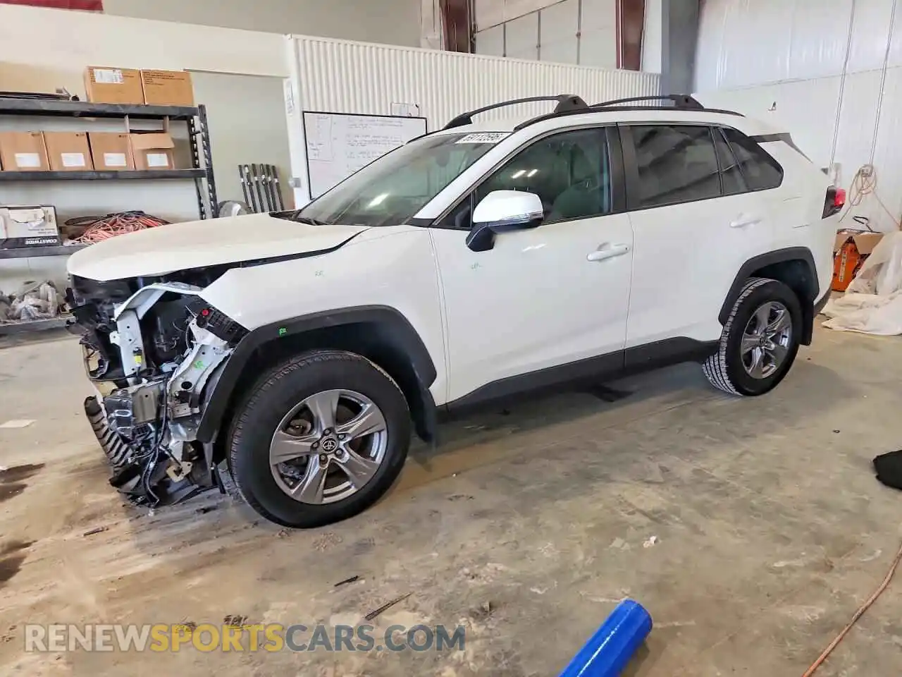 1 Photograph of a damaged car 2T3P1RFV3RW438880 TOYOTA RAV4 2024
