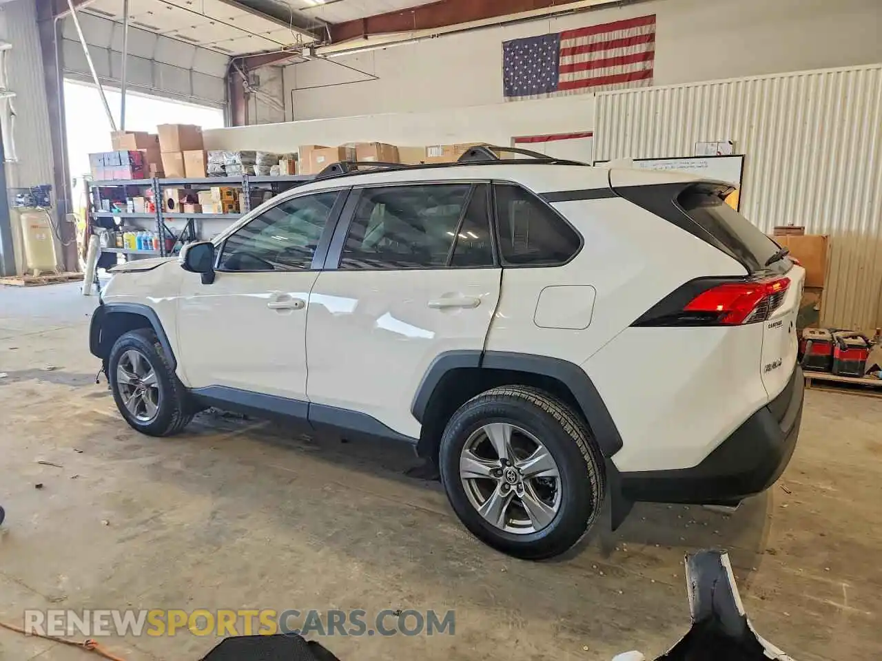 2 Photograph of a damaged car 2T3P1RFV3RW438880 TOYOTA RAV4 2024