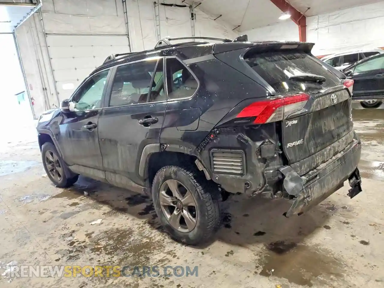 2 Photograph of a damaged car 2T3P1RFV4RC395863 TOYOTA RAV4 2024