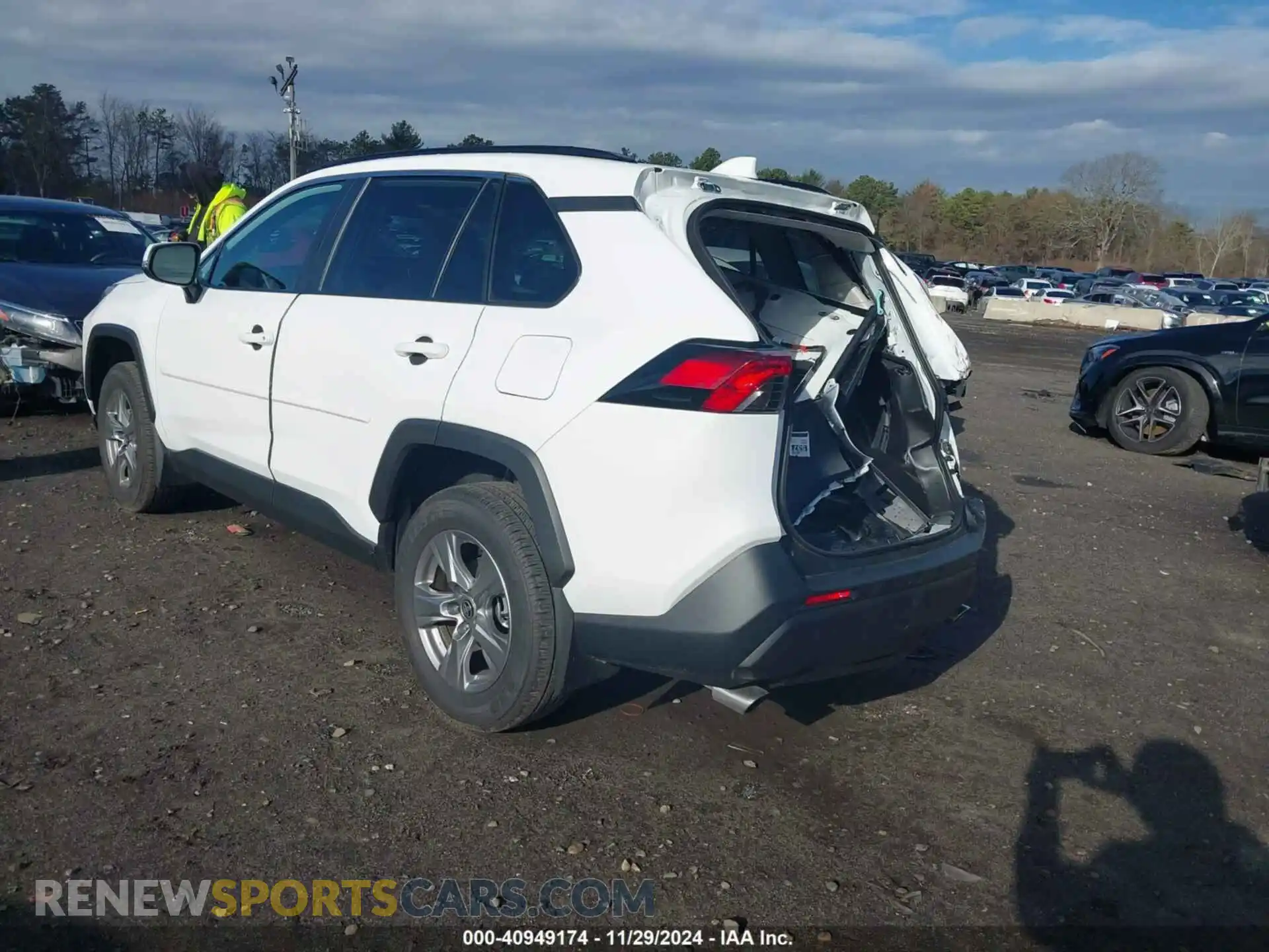 3 Photograph of a damaged car 2T3P1RFV4RC452465 TOYOTA RAV4 2024