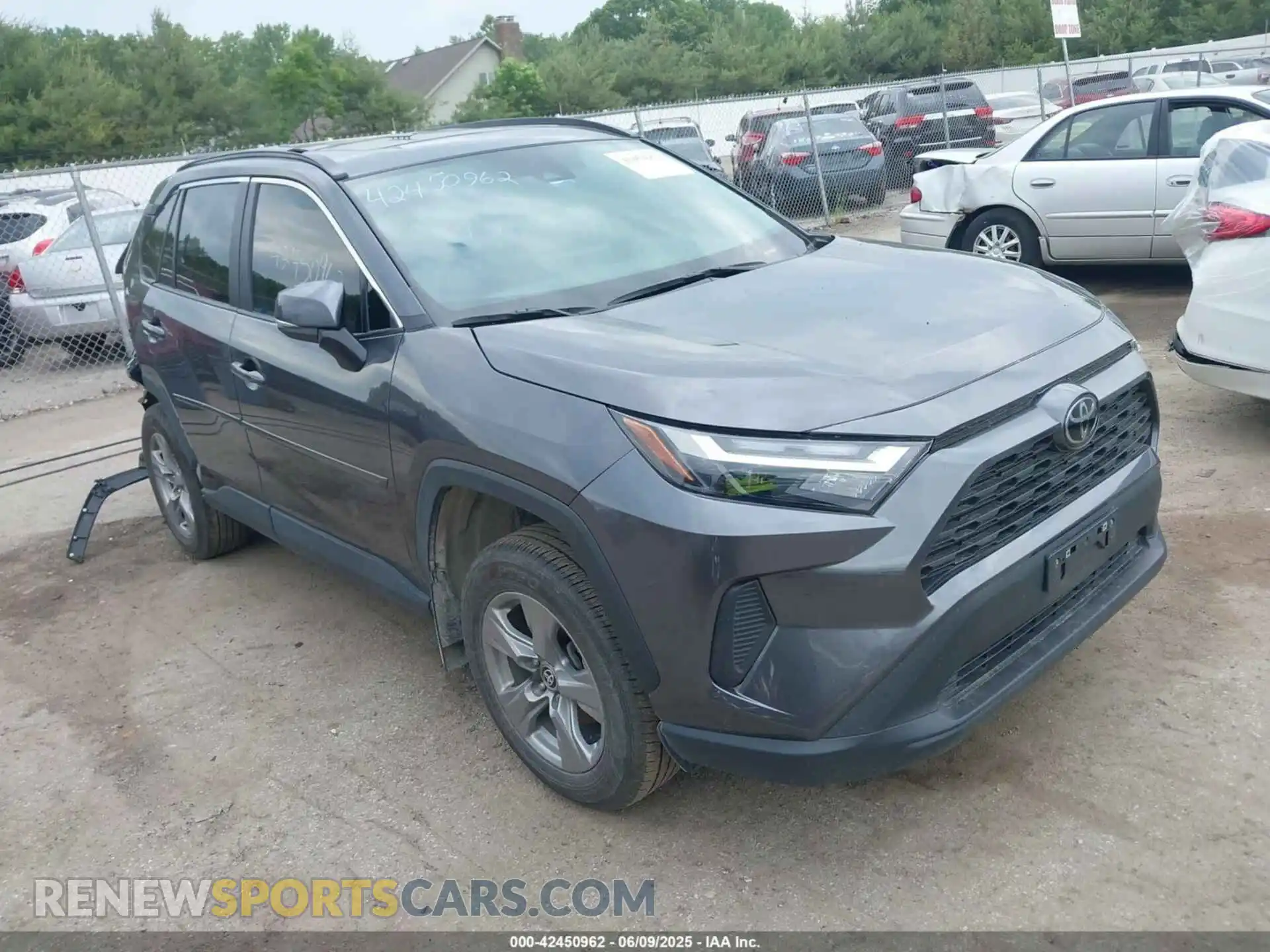 1 Photograph of a damaged car 2T3P1RFV4RC463790 TOYOTA RAV4 2024