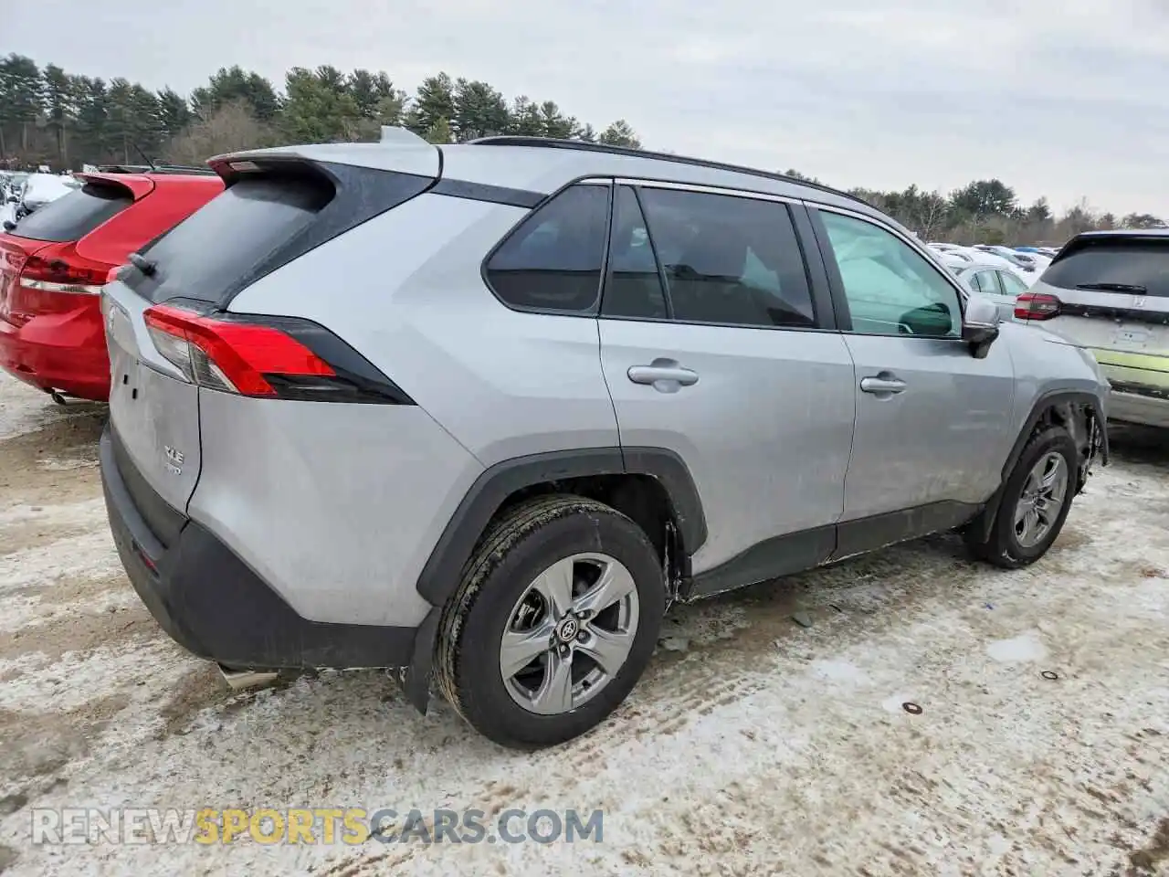 3 Photograph of a damaged car 2T3P1RFV4RC489662 TOYOTA RAV4 2024