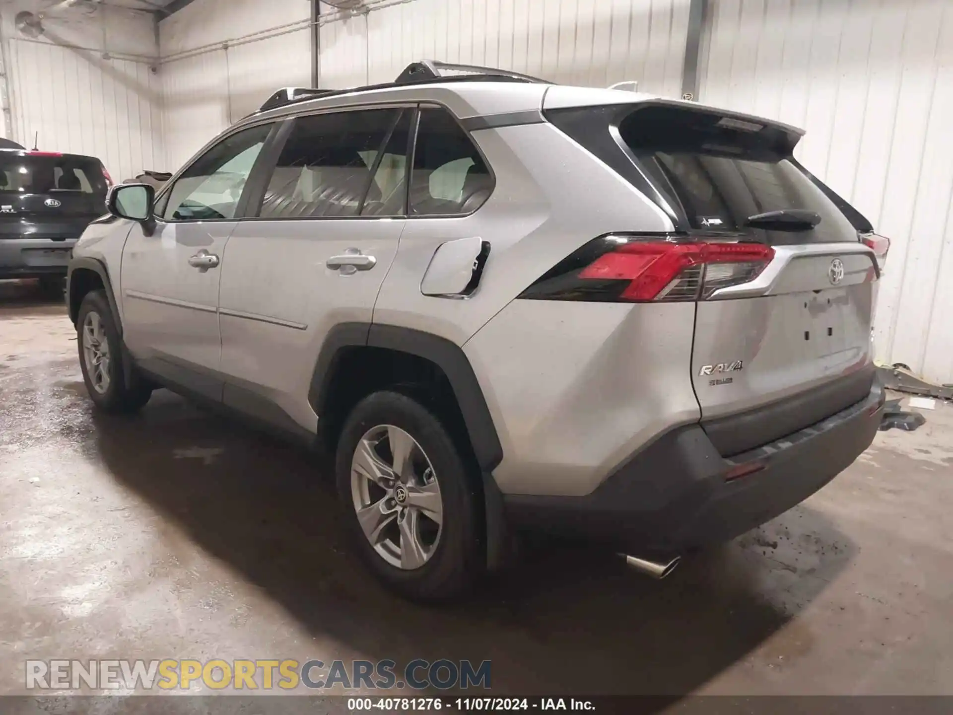 3 Photograph of a damaged car 2T3P1RFV5RC438445 TOYOTA RAV4 2024
