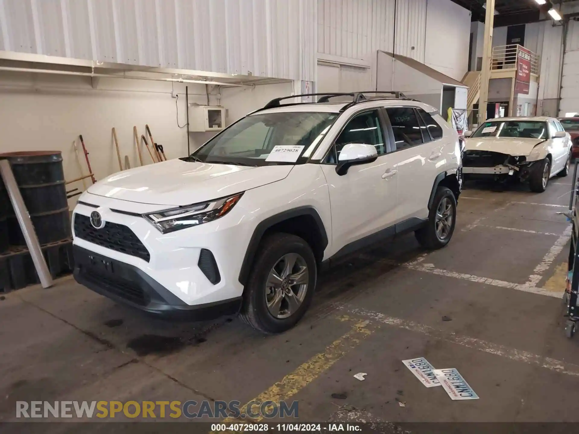 2 Photograph of a damaged car 2T3P1RFV5RC454340 TOYOTA RAV4 2024