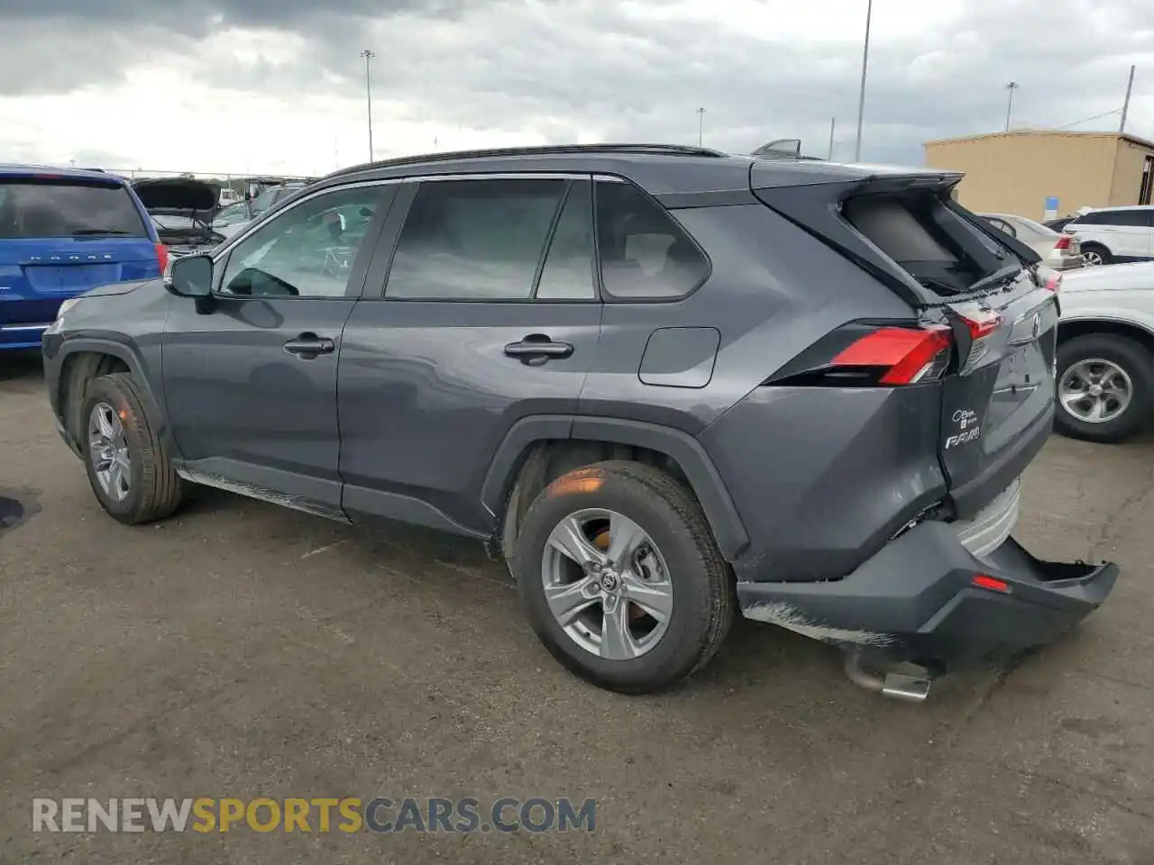 2 Photograph of a damaged car 2T3P1RFV5RC463071 TOYOTA RAV4 2024