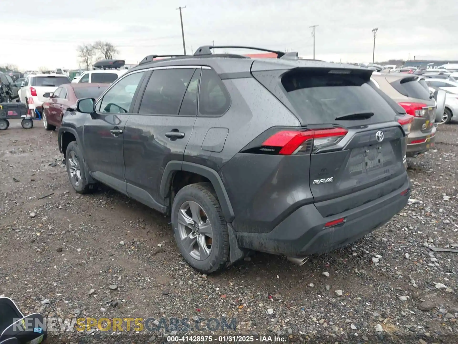 3 Photograph of a damaged car 2T3P1RFV5RC474040 TOYOTA RAV4 2024