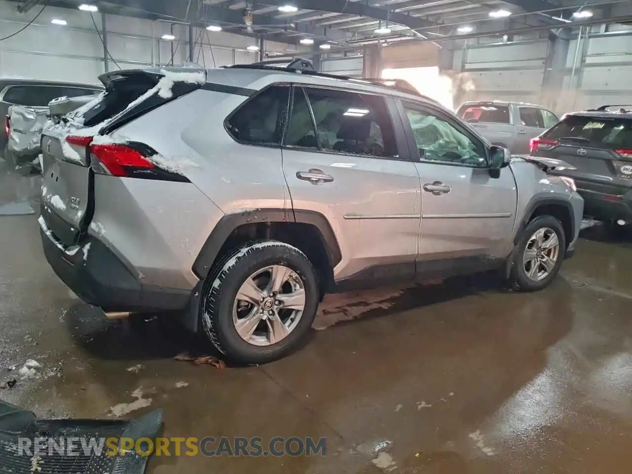3 Photograph of a damaged car 2T3P1RFV6RC460146 TOYOTA RAV4 2024