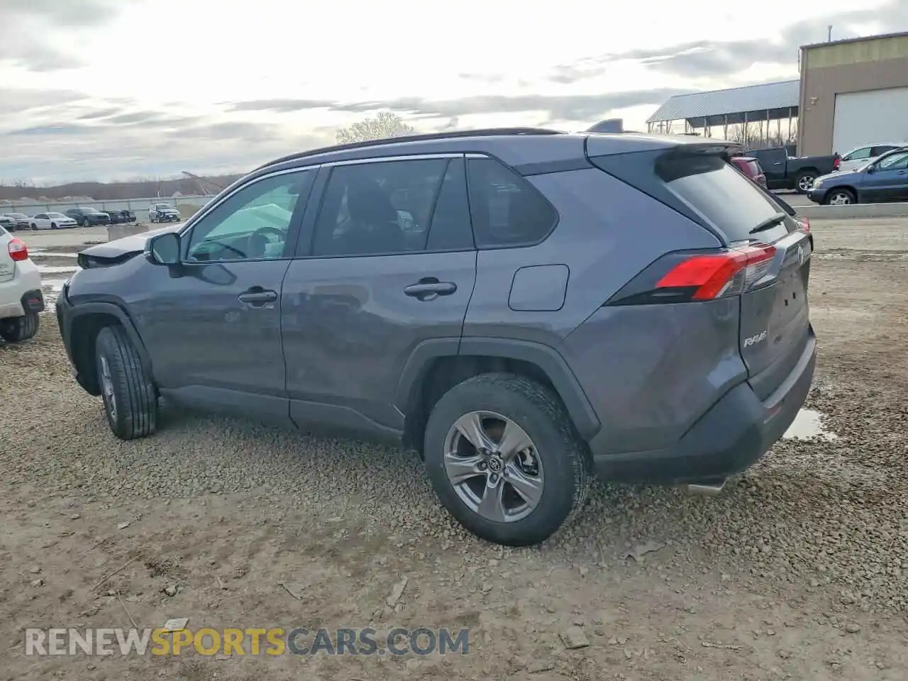 2 fotografías del automóvil dañado 2T3P1RFV6RC477125 TOYOTA RAV4 2024