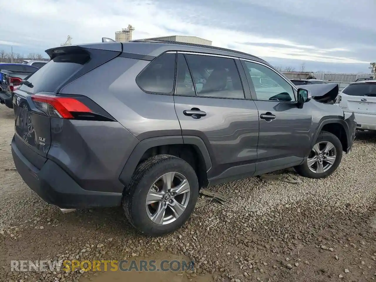 3 fotografías del automóvil dañado 2T3P1RFV6RC477125 TOYOTA RAV4 2024