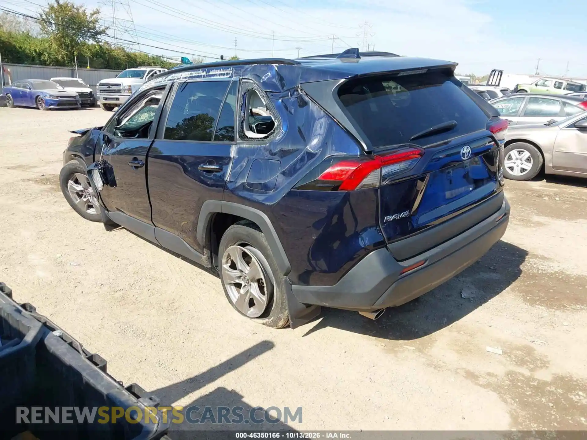 3 Фотография поврежденного автомобиля 2T3P1RFV6RW479536 TOYOTA RAV4 2024