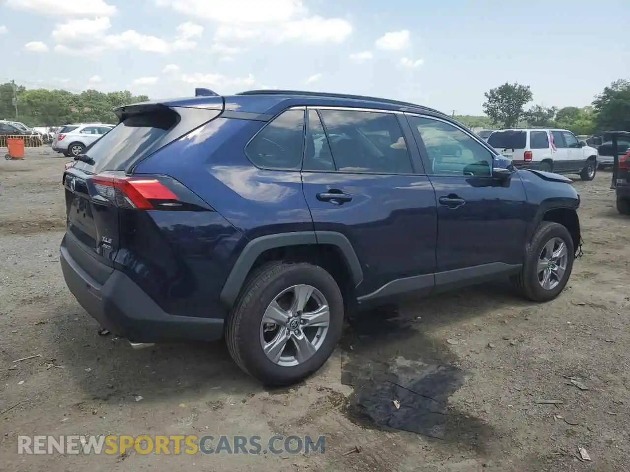 3 Фотография поврежденного автомобиля 2T3P1RFV7RW418325 TOYOTA RAV4 2024