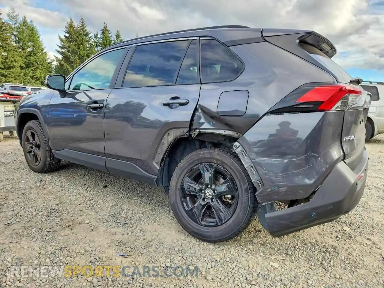 2 fotografías del automóvil dañado 2T3P1RFV7RW473552 TOYOTA RAV4 2024