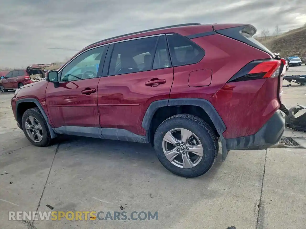 2 Photograph of a damaged car 2T3P1RFV7RW494028 TOYOTA RAV4 2024