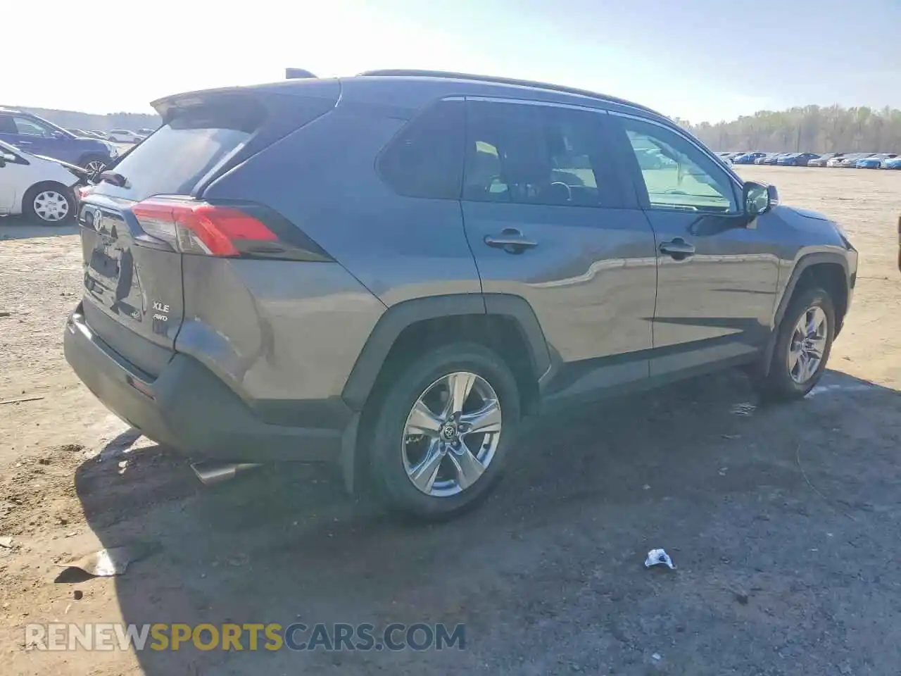 3 Photograph of a damaged car 2T3P1RFV8RC419436 TOYOTA RAV4 2024