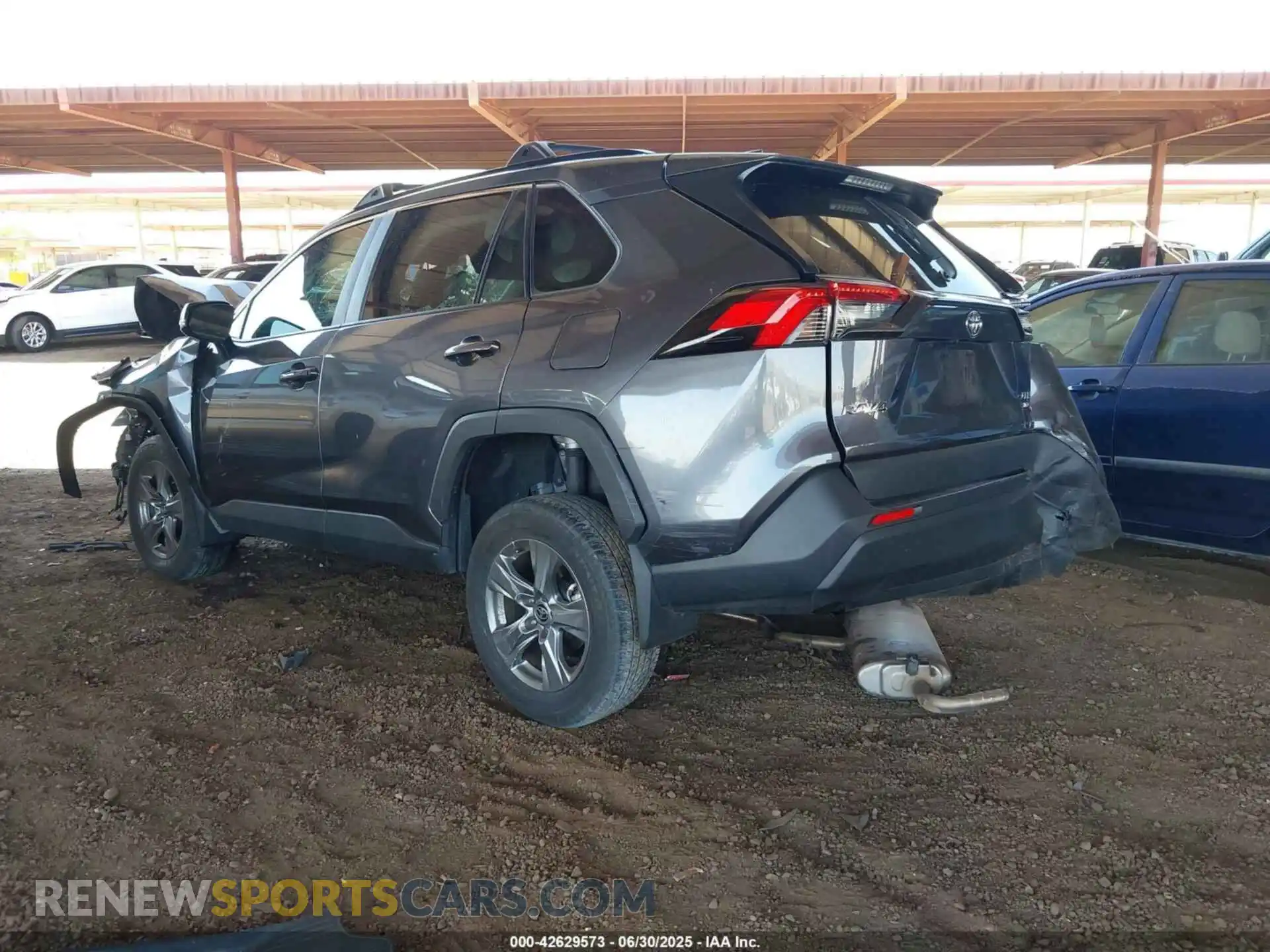 3 Photograph of a damaged car 2T3P1RFV8RC421817 TOYOTA RAV4 2024