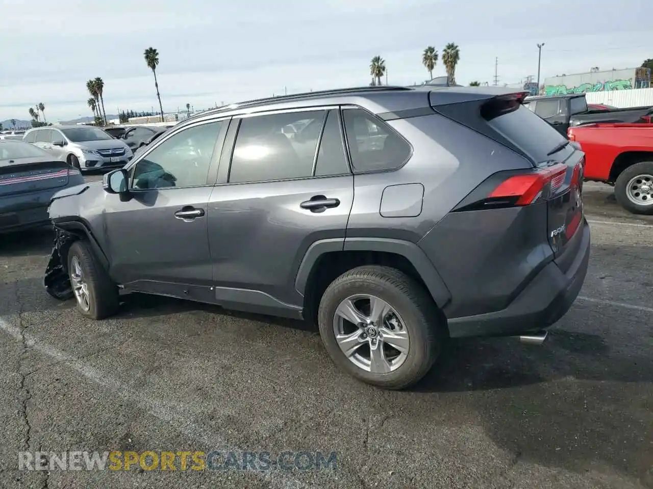 2 Фотография поврежденного автомобиля 2T3P1RFV8RC467566 TOYOTA RAV4 2024
