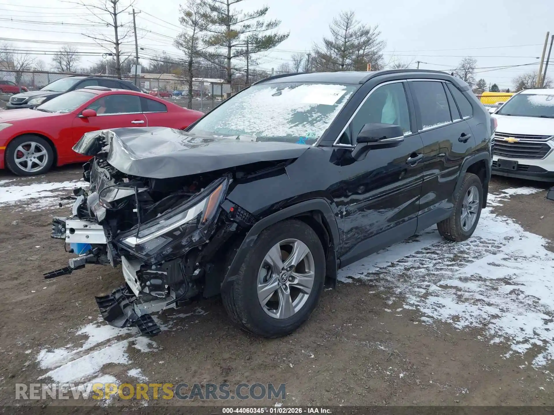 2 Фотография поврежденного автомобиля 2T3P1RFV8RC476655 TOYOTA RAV4 2024