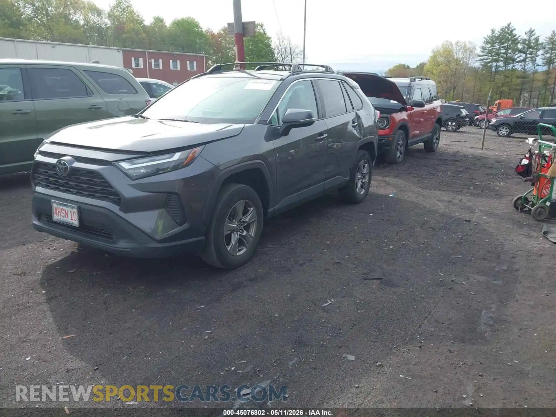 2 fotografías del automóvil dañado 2T3P1RFV8RW427941 TOYOTA RAV4 2024