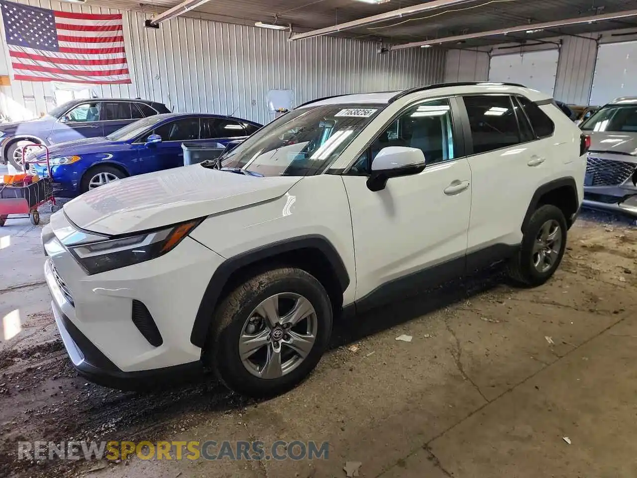 1 Photograph of a damaged car 2T3P1RFV9RC430865 TOYOTA RAV4 2024