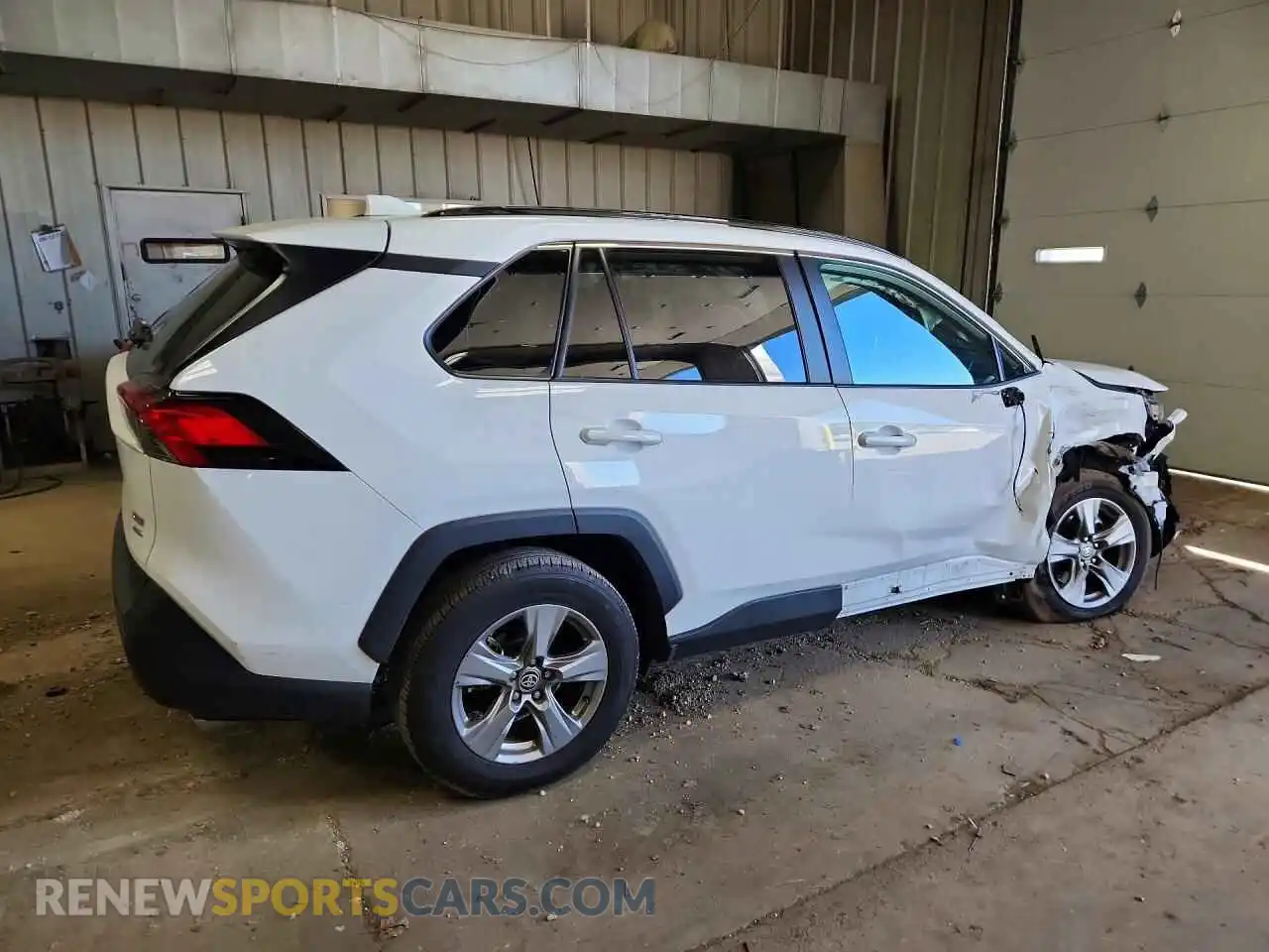 3 Photograph of a damaged car 2T3P1RFV9RC430865 TOYOTA RAV4 2024