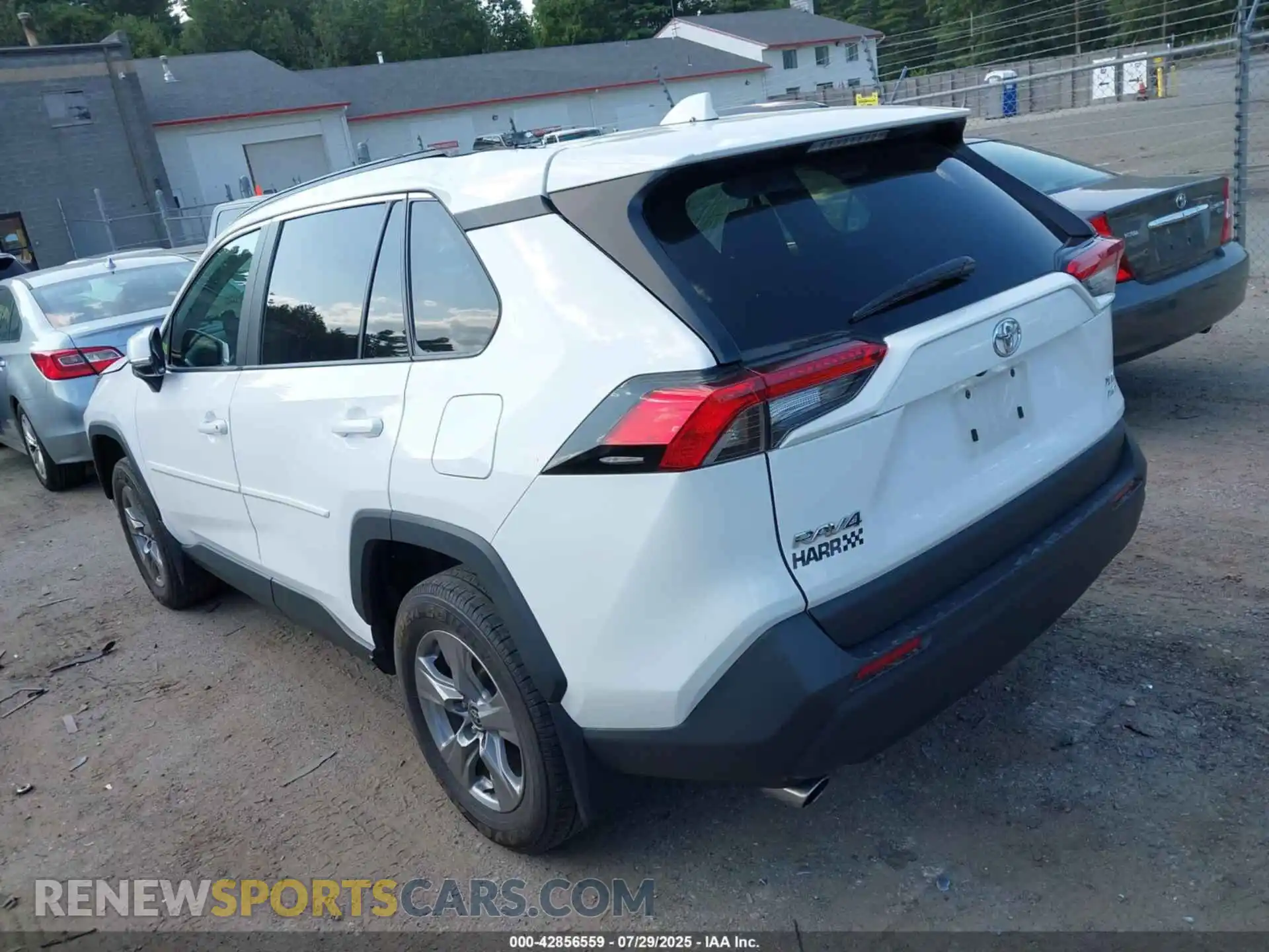 3 fotografías del automóvil dañado 2T3P1RFV9RC445463 TOYOTA RAV4 2024