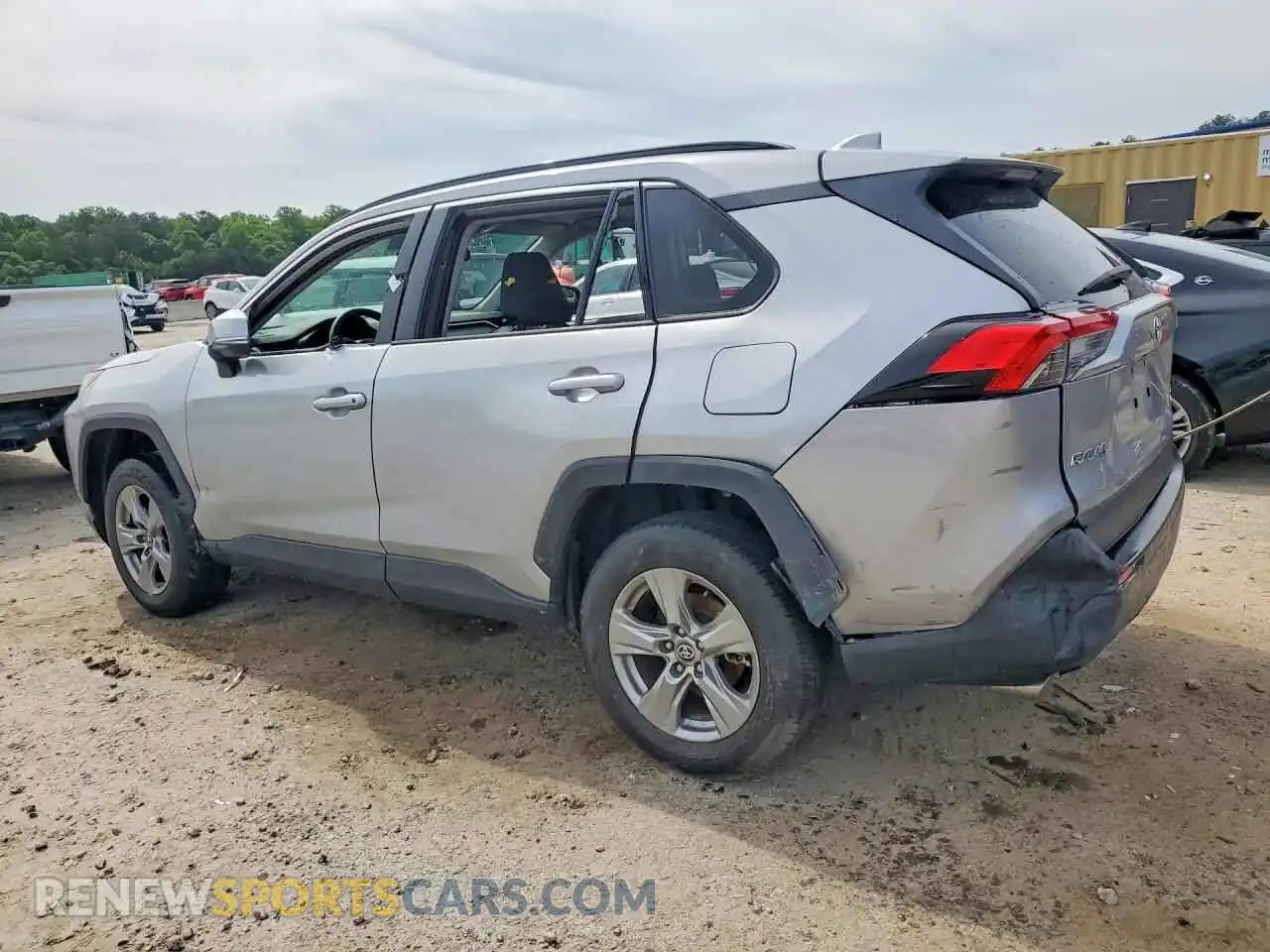 2 fotografías del automóvil dañado 2T3P1RFV9RC448914 TOYOTA RAV4 2024