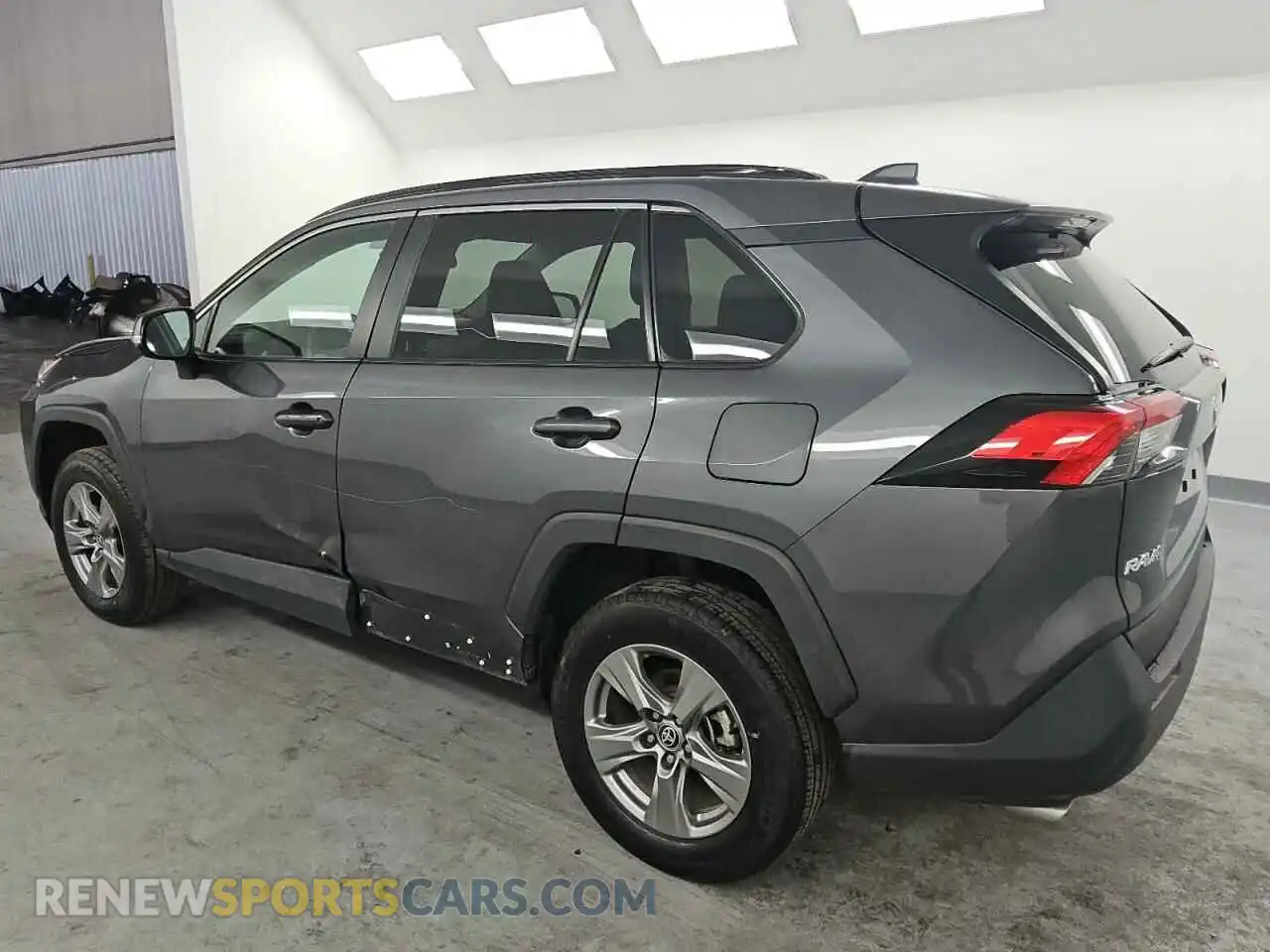 2 Photograph of a damaged car 2T3P1RFV9RW428869 TOYOTA RAV4 2024