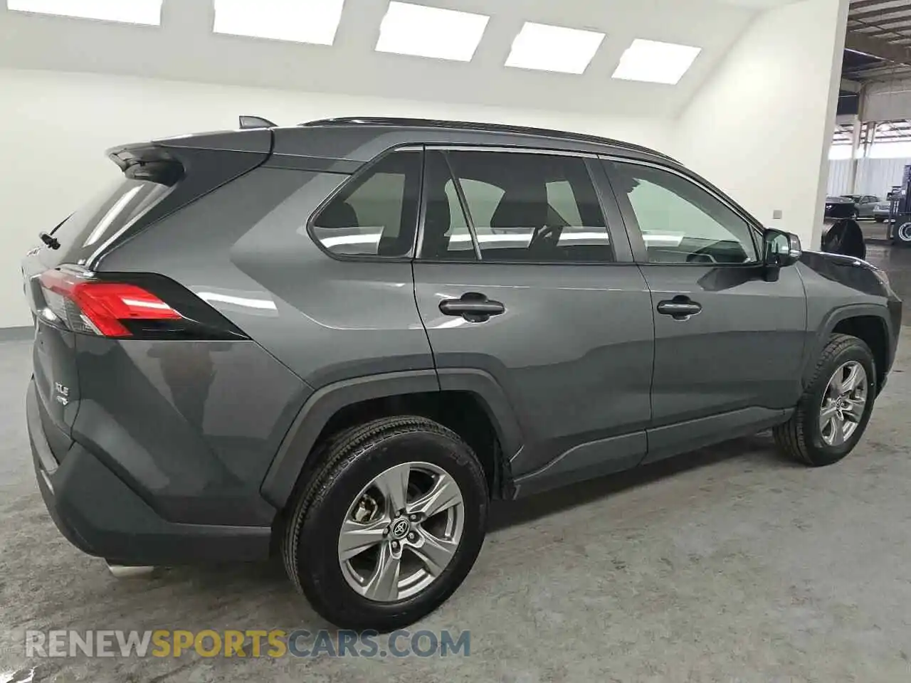 3 Photograph of a damaged car 2T3P1RFV9RW428869 TOYOTA RAV4 2024