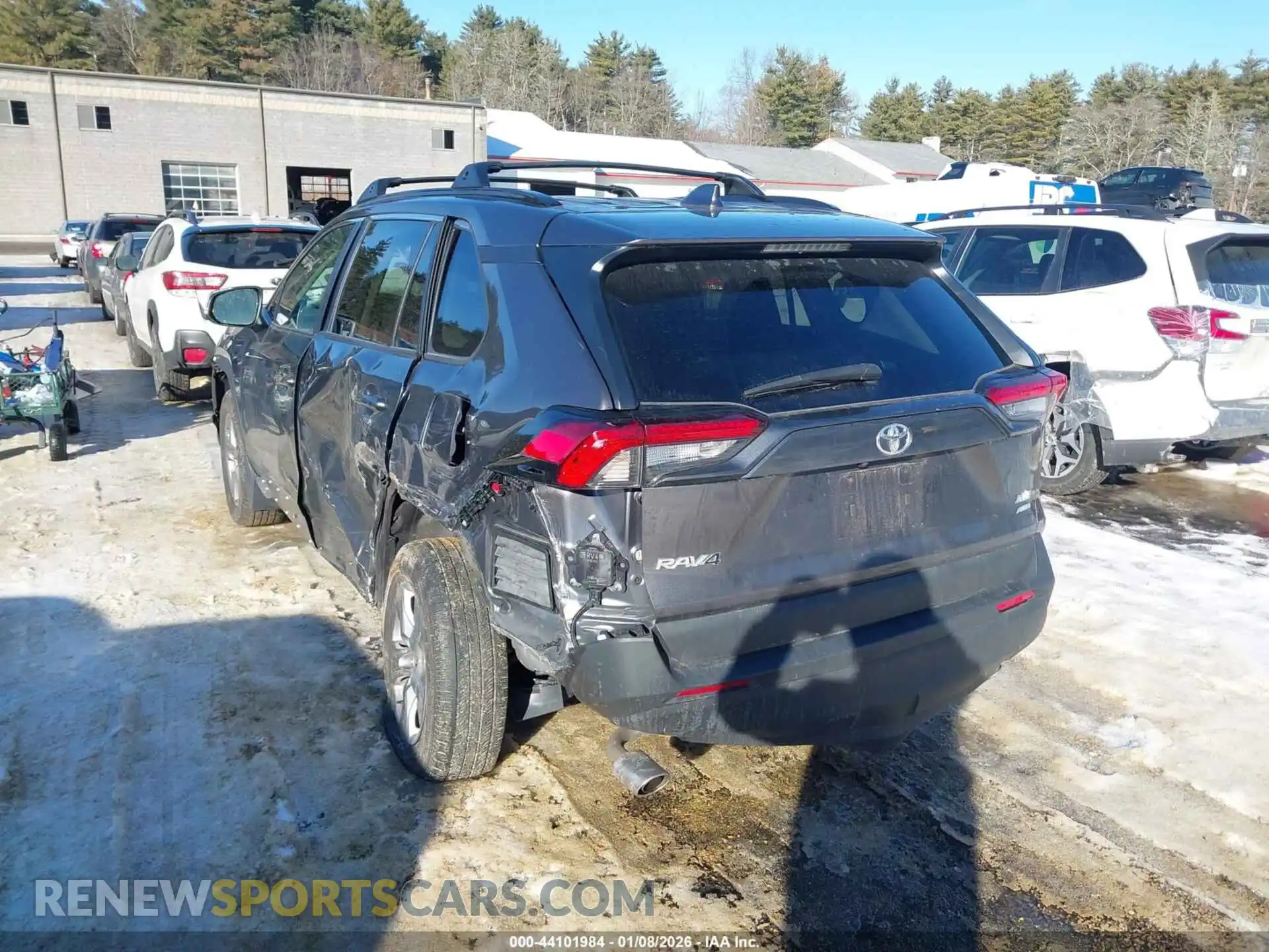 3 Photograph of a damaged car 2T3P1RFVXRC442734 TOYOTA RAV4 2024
