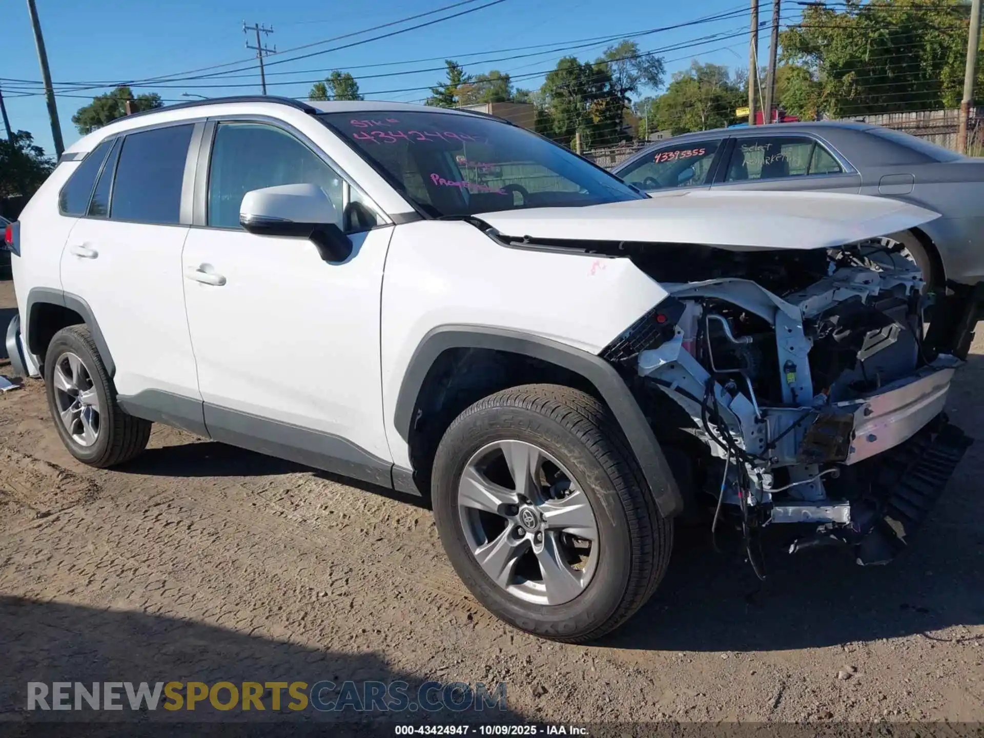 1 Photograph of a damaged car 2T3P1RFVXRC484840 TOYOTA RAV4 2024
