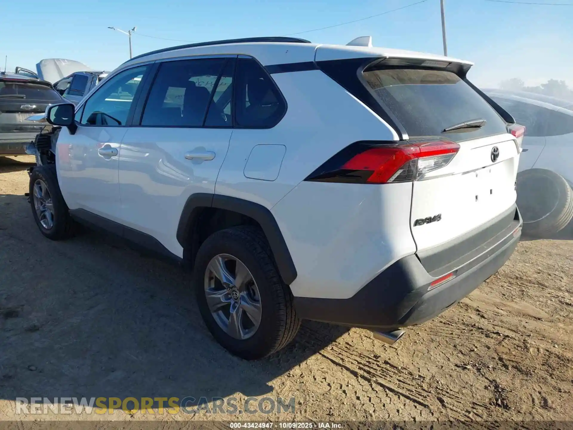3 Photograph of a damaged car 2T3P1RFVXRC484840 TOYOTA RAV4 2024