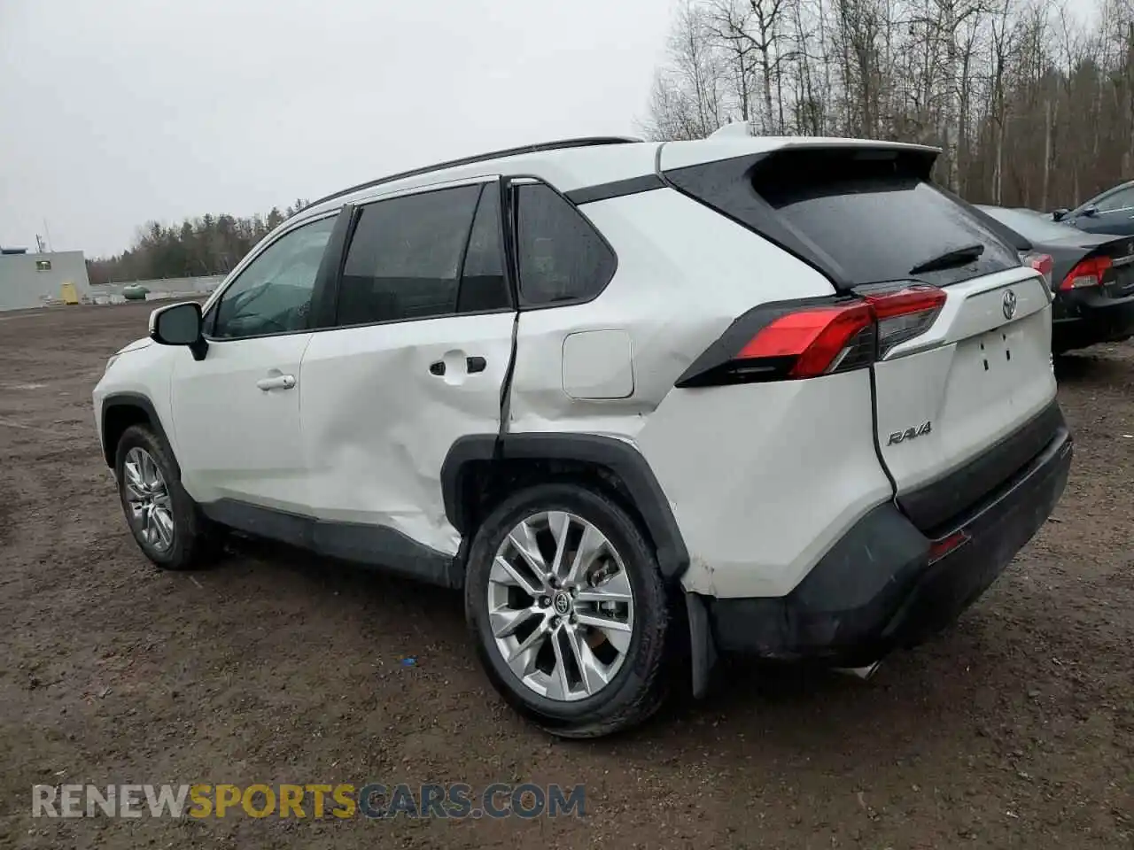 2 Photograph of a damaged car 2T3R1RFV0RW445343 TOYOTA RAV4 2024