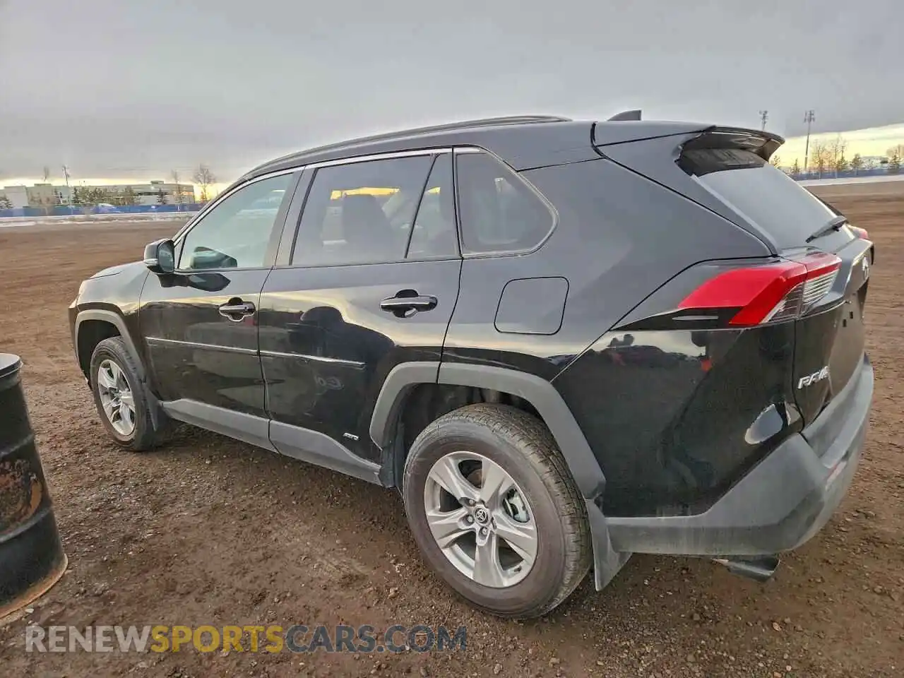2 Photograph of a damaged car 2T3RWRFV0RW219031 TOYOTA RAV4 2024