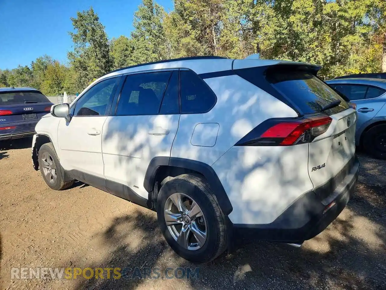 2 fotografías del automóvil dañado 2T3RWRFV0RW227128 TOYOTA RAV4 2024
