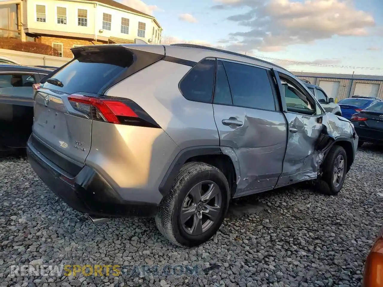 3 Photograph of a damaged car 2T3RWRFV2RW196352 TOYOTA RAV4 2024