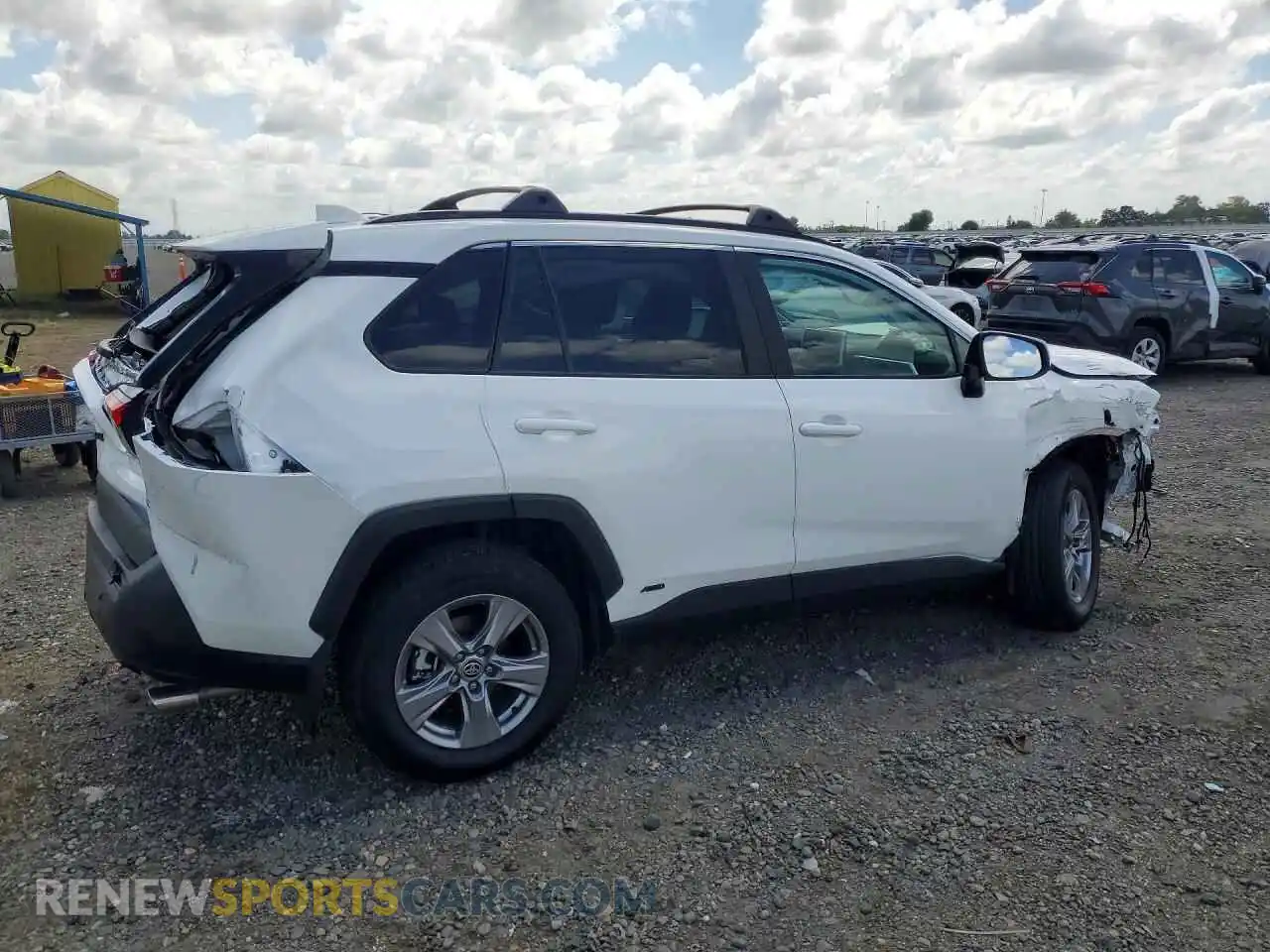 3 Photograph of a damaged car 2T3RWRFV3RW247129 TOYOTA RAV4 2024