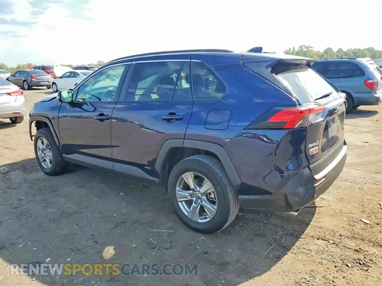 2 fotografías del automóvil dañado 2T3RWRFV4RW203365 TOYOTA RAV4 2024