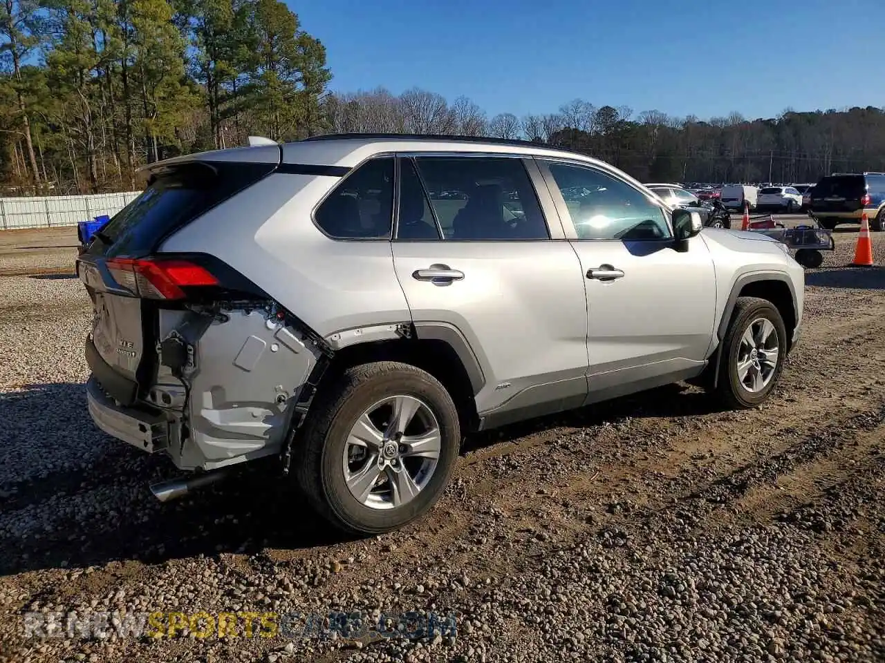 3 Photograph of a damaged car 2T3RWRFV4RW241646 TOYOTA RAV4 2024