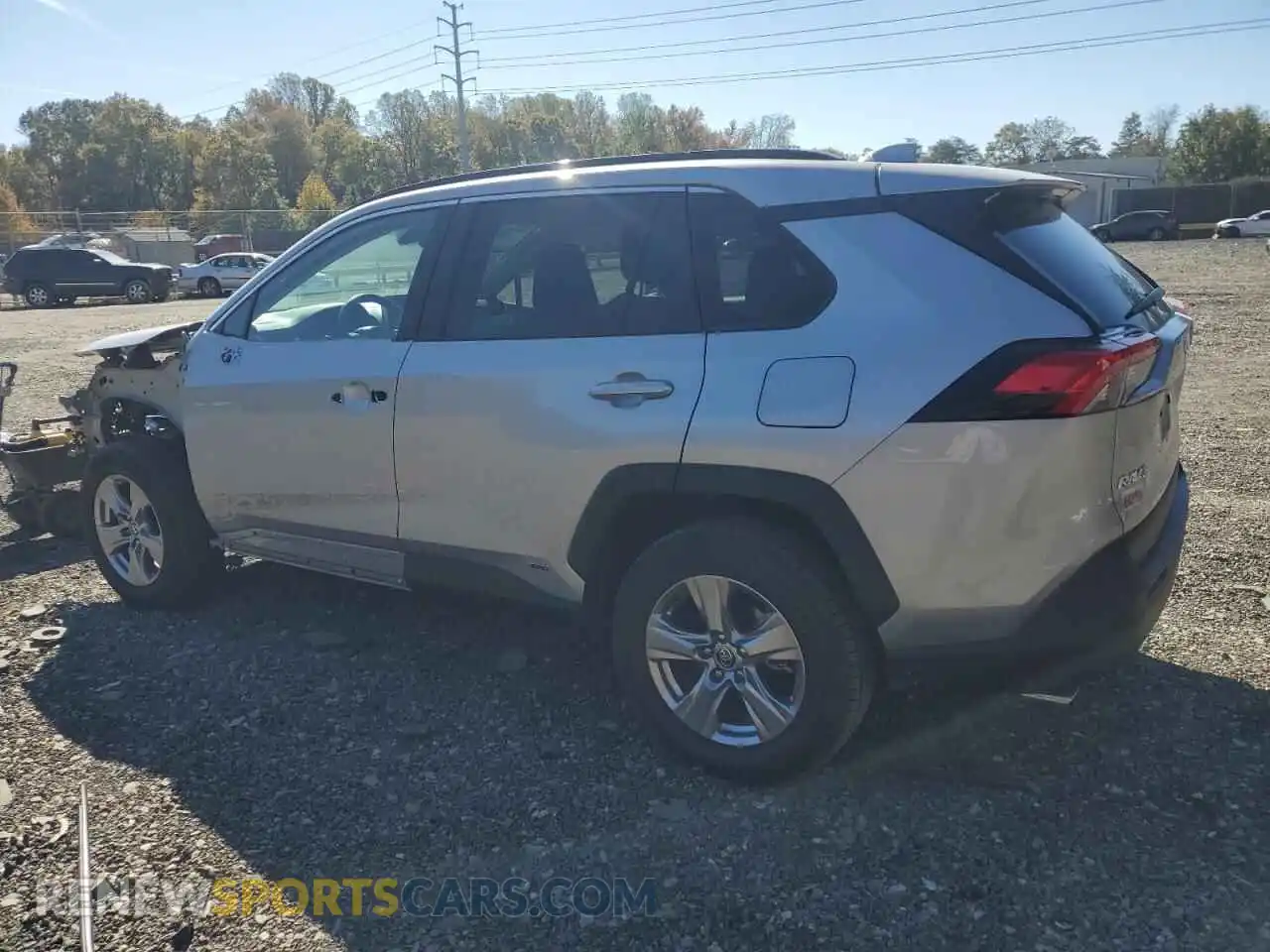 2 Photograph of a damaged car 2T3RWRFV4RW249083 TOYOTA RAV4 2024