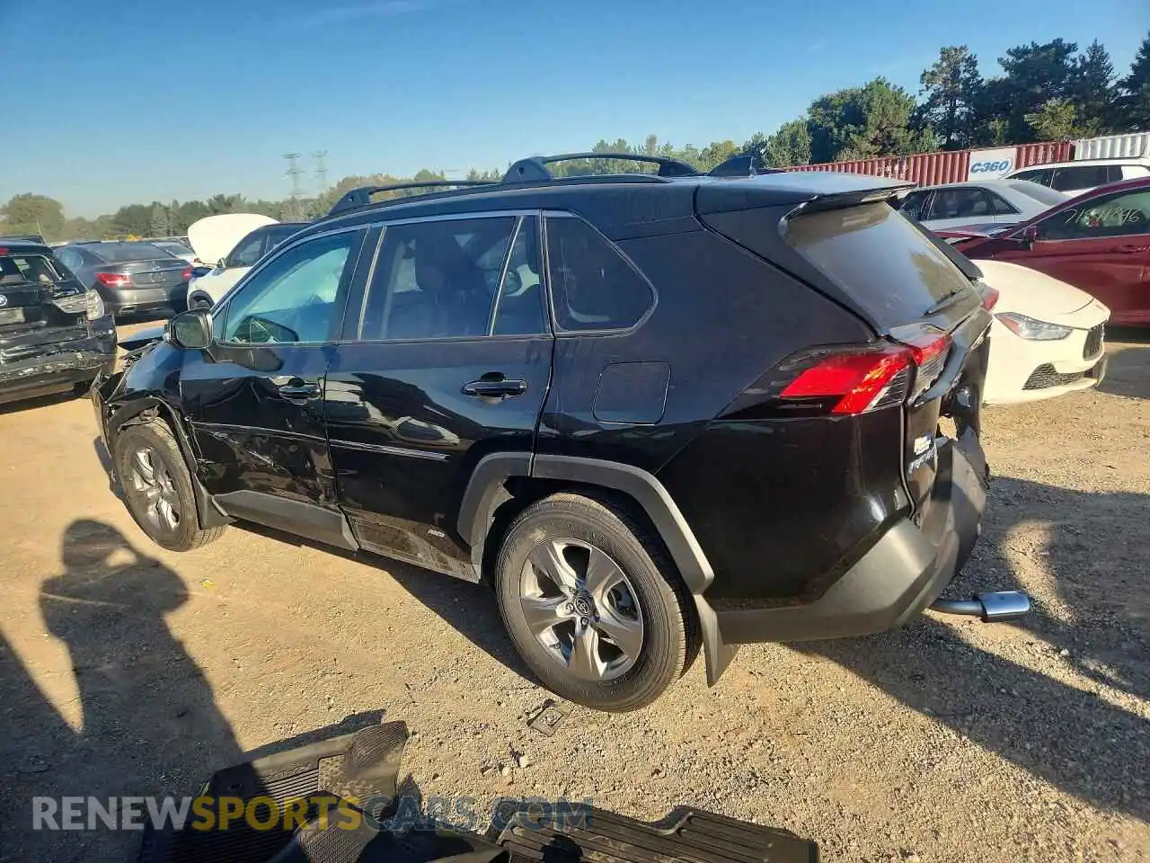 2 fotografías del automóvil dañado 2T3RWRFV5RW200894 TOYOTA RAV4 2024