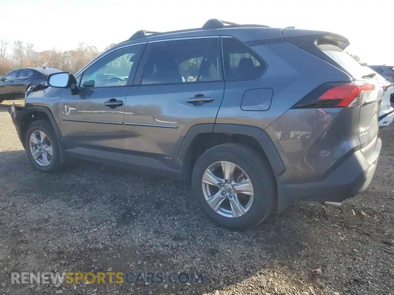 2 Photograph of a damaged car 2T3RWRFV5RW250677 TOYOTA RAV4 2024