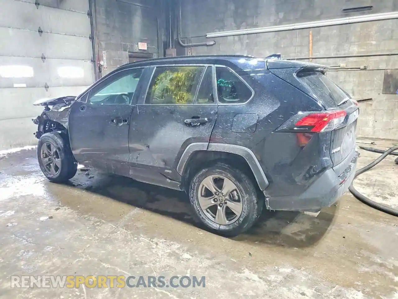 2 fotografías del automóvil dañado 2T3RWRFV6RW202623 TOYOTA RAV4 2024