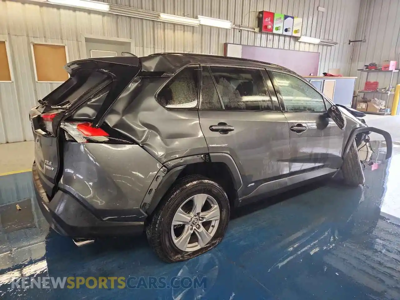 3 Photograph of a damaged car 2T3RWRFV7RW198002 TOYOTA RAV4 2024