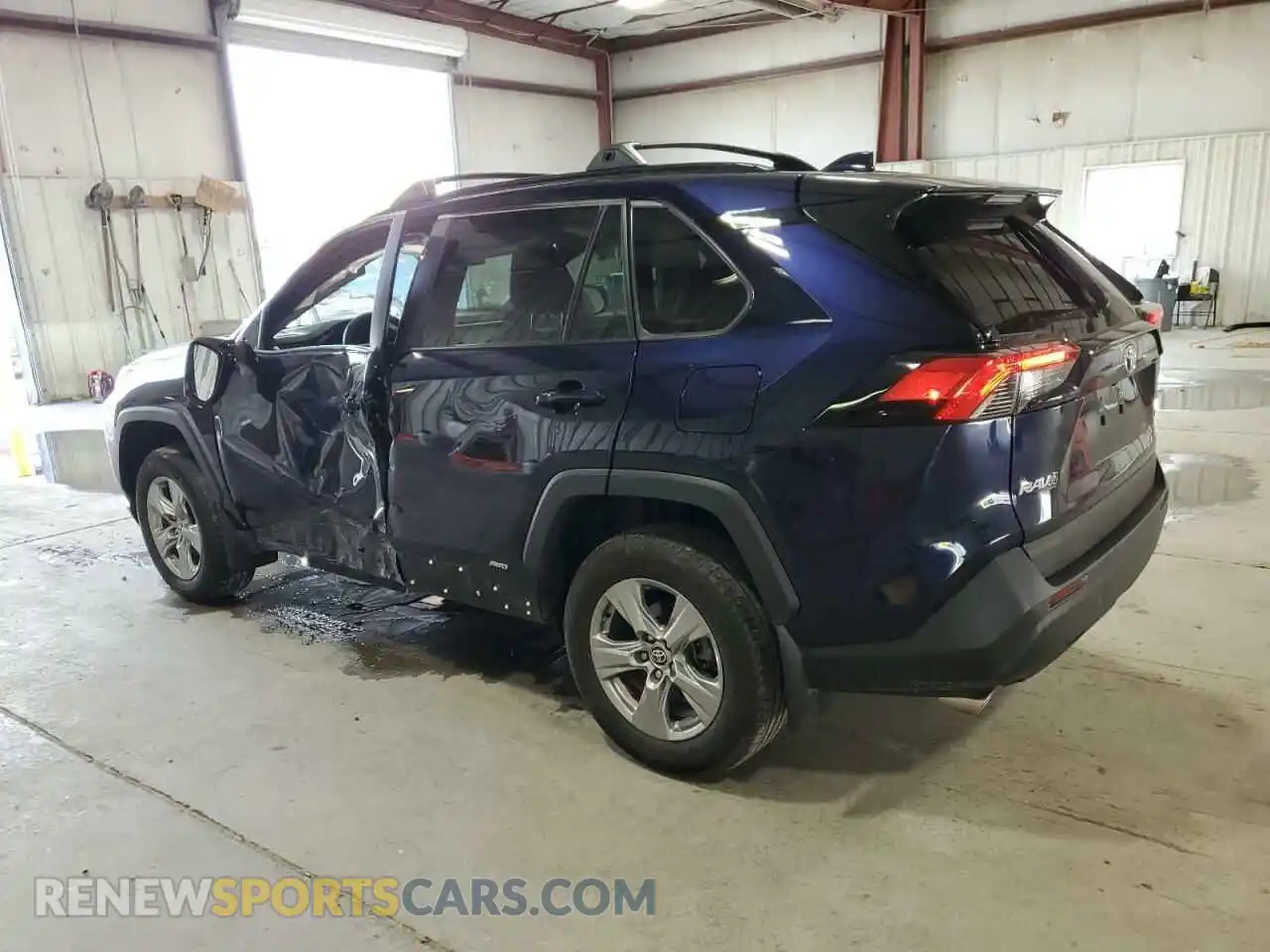 2 fotografías del automóvil dañado 2T3RWRFV7RW202968 TOYOTA RAV4 2024