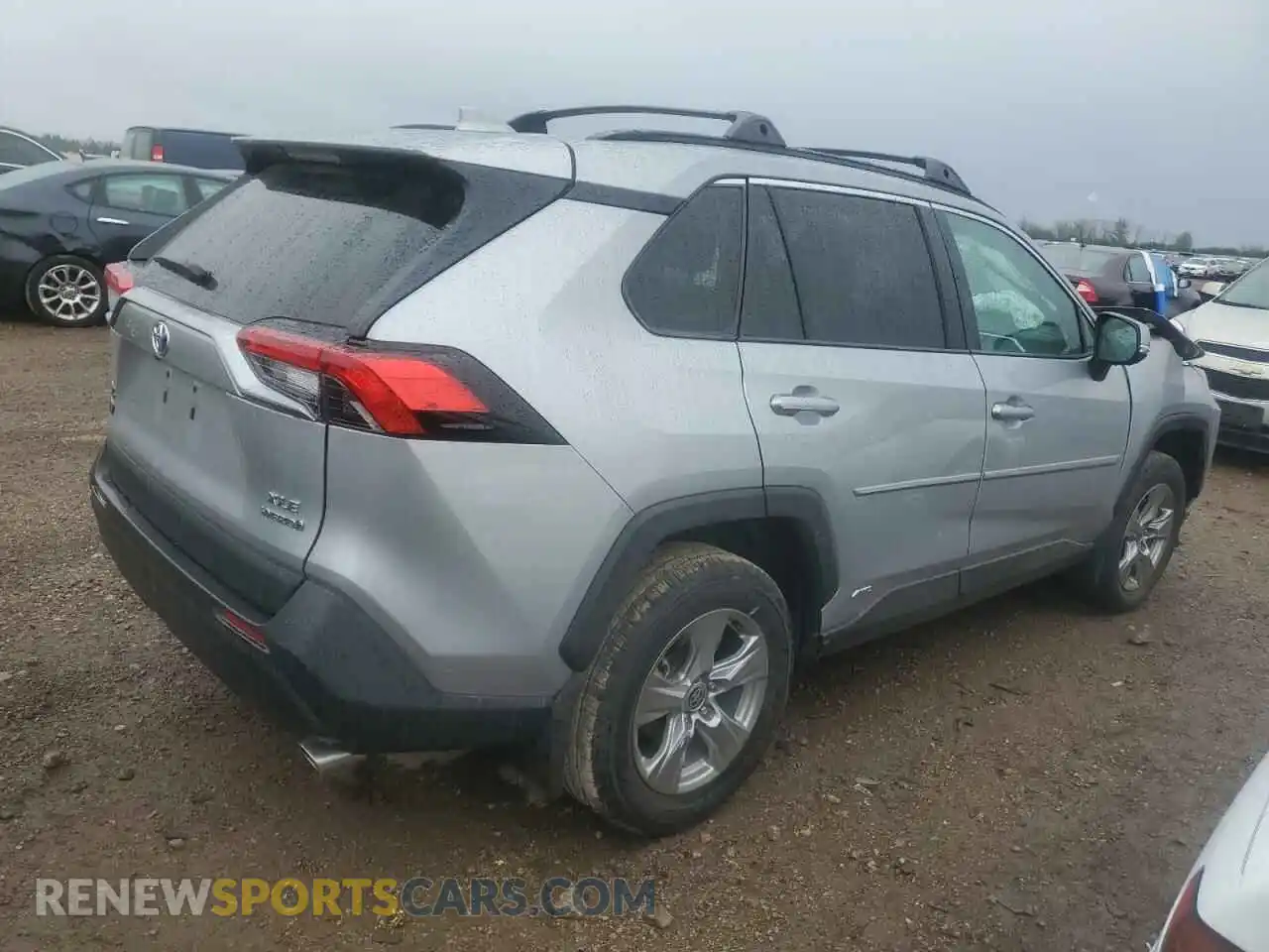 3 fotografías del automóvil dañado 2T3RWRFV8RW203739 TOYOTA RAV4 2024