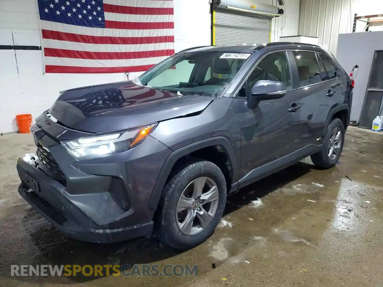 1 Фотография поврежденного автомобиля 2T3RWRFV9RW200929 TOYOTA RAV4 2024