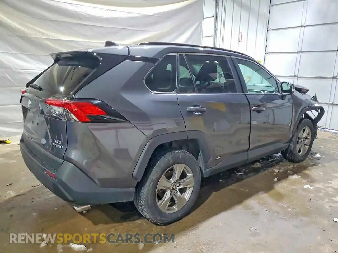 3 Фотография поврежденного автомобиля 2T3RWRFV9RW200929 TOYOTA RAV4 2024